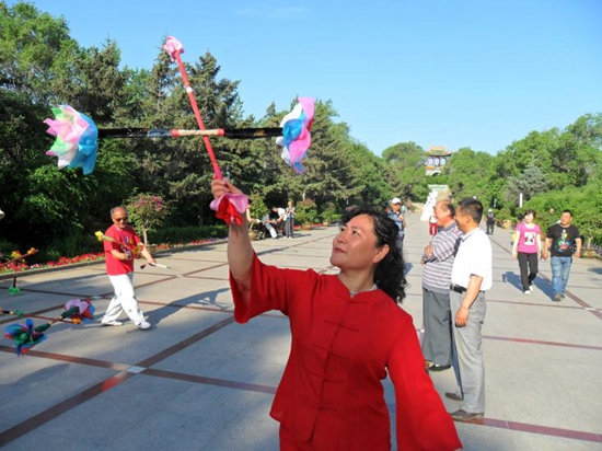 民間藝術(shù)“打花棍”再現(xiàn)平輿郭莊村