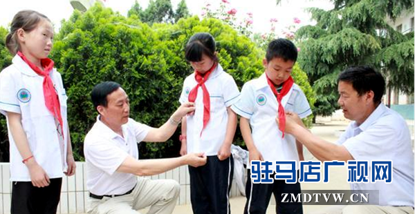 河南天安保安服務(wù)公司 萬大強 捐資助學(xué)