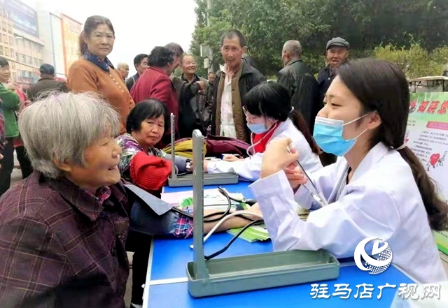 正陽縣舉行“全國(guó)高血壓日”宣傳活動(dòng)        