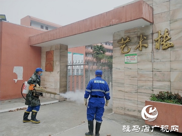 即日起 駐馬店市紅十字蛟龍應(yīng)急搜救隊(duì)全力對學(xué)校消殺