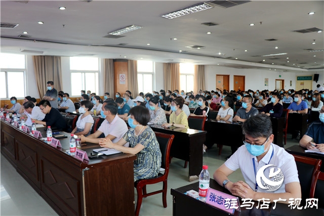 省“醫(yī)學情報科技工作進醫(yī)院進基層”活動走進駐馬店市中心醫(yī)院