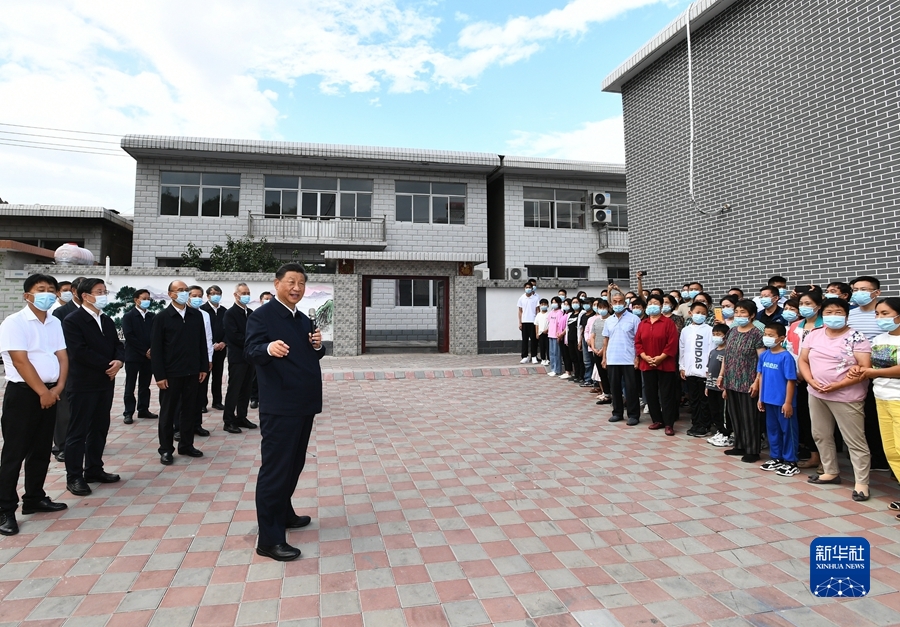 習(xí)近平在河北承德考察時強(qiáng)調(diào) 貫徹新發(fā)展理念弘揚塞罕壩精神 努力完成全年經(jīng)濟(jì)社會發(fā)展主要目標(biāo)任務(wù)