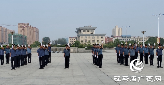 正陽縣交通運(yùn)輸執(zhí)法局開展軍訓(xùn)會(huì)操評比活動(dòng)