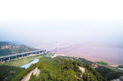 河南出臺(tái)重要決定 禁止在黃河干流、主要支流臨岸一定范圍內(nèi)新建“兩高一資”項(xiàng)目