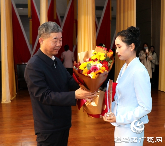 駐馬店市舉行“學(xué)文明條例 樹文明形象 建文明城市”演講比賽決賽