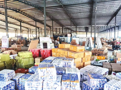進出河南省應急運輸通行證或?qū)l(fā) 相關(guān)部門：證件正在辦理中