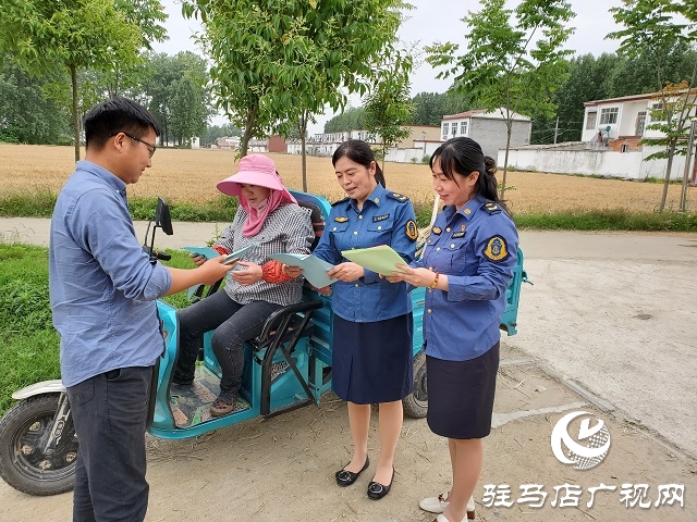 正陽縣交通運(yùn)輸綜合行政執(zhí)法大隊(duì)黨支部開展主題黨日活動(dòng)