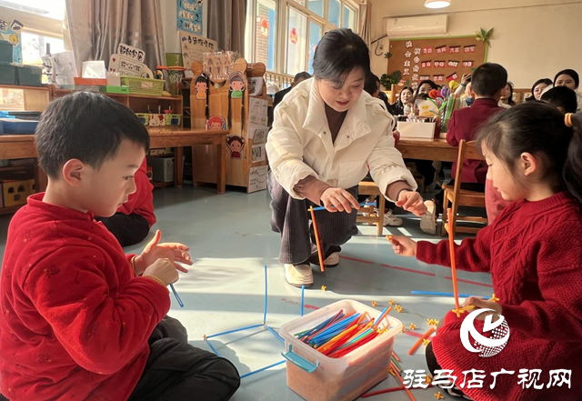 駐馬店市實(shí)驗(yàn)幼兒園：親子同歡 共迎新年