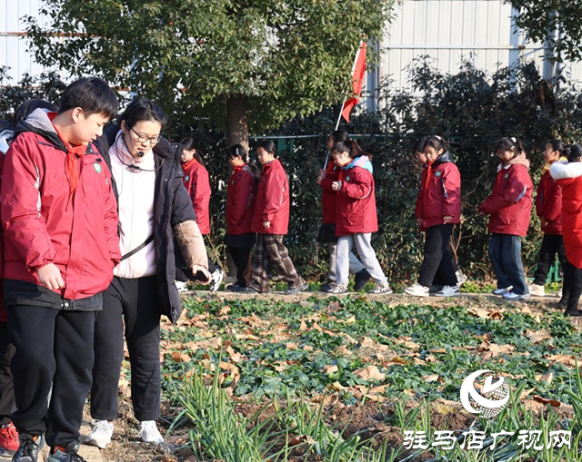 駐馬店市第三十三小學黃淮學院勞動實踐基地揭牌