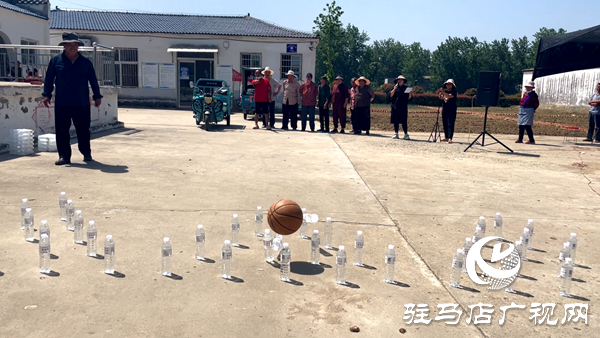以孝善與活力為筆，繪就鄉(xiāng)村新畫卷 ——專訪平輿縣萬(wàn)金店鄉(xiāng)土店村支部書記李新立