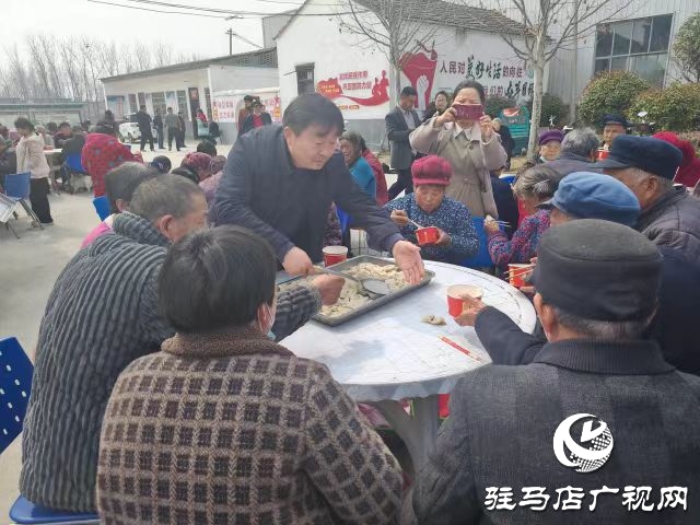 以孝善與活力為筆，繪就鄉(xiāng)村新畫卷 ——專訪平輿縣萬(wàn)金店鄉(xiāng)土店村支部書記李新立