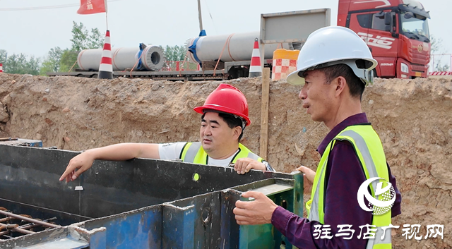 “五一”堅(jiān)守筑通途 駐馬店107國道東移項(xiàng)目建設(shè)者用汗水詮釋勞動擔(dān)當(dāng)