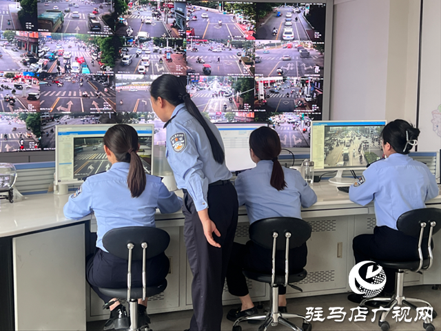 平輿縣交警大隊(duì)：車流中定格最美警色 汗水詮釋勞動(dòng)節(jié)最深含義
