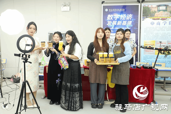 駐馬店職業(yè)技術(shù)學(xué)院隆重舉行2025年職業(yè)教育活動(dòng)周暨技能競賽月活動(dòng)啟動(dòng)儀式